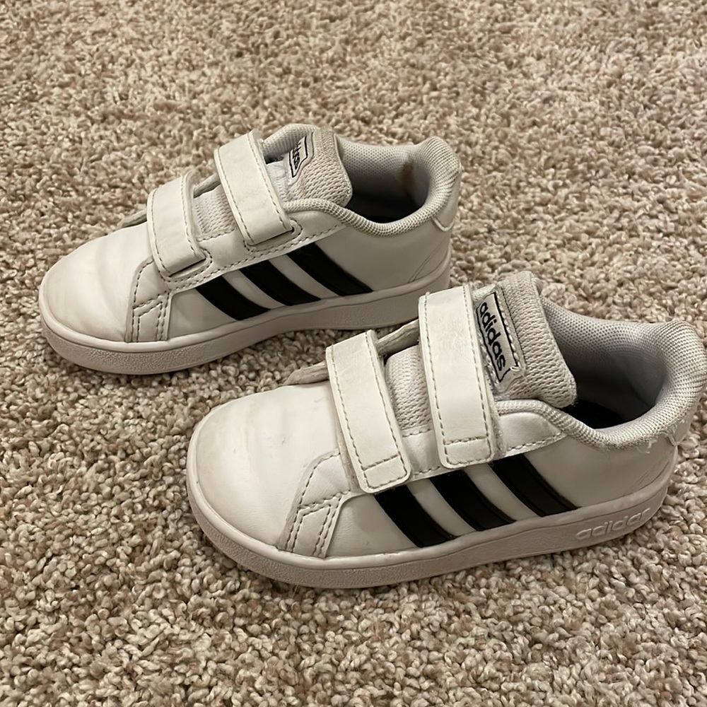 Adidas toddler navy/white shoes